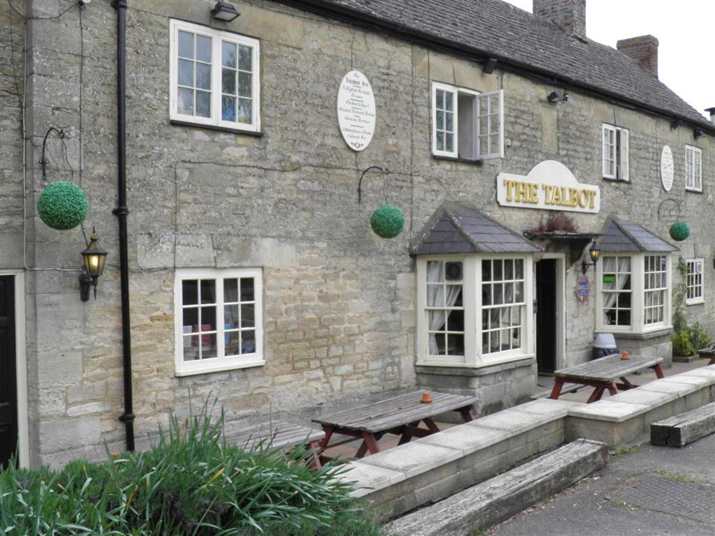 The Talbot Inn Eynsham Екстер'єр фото