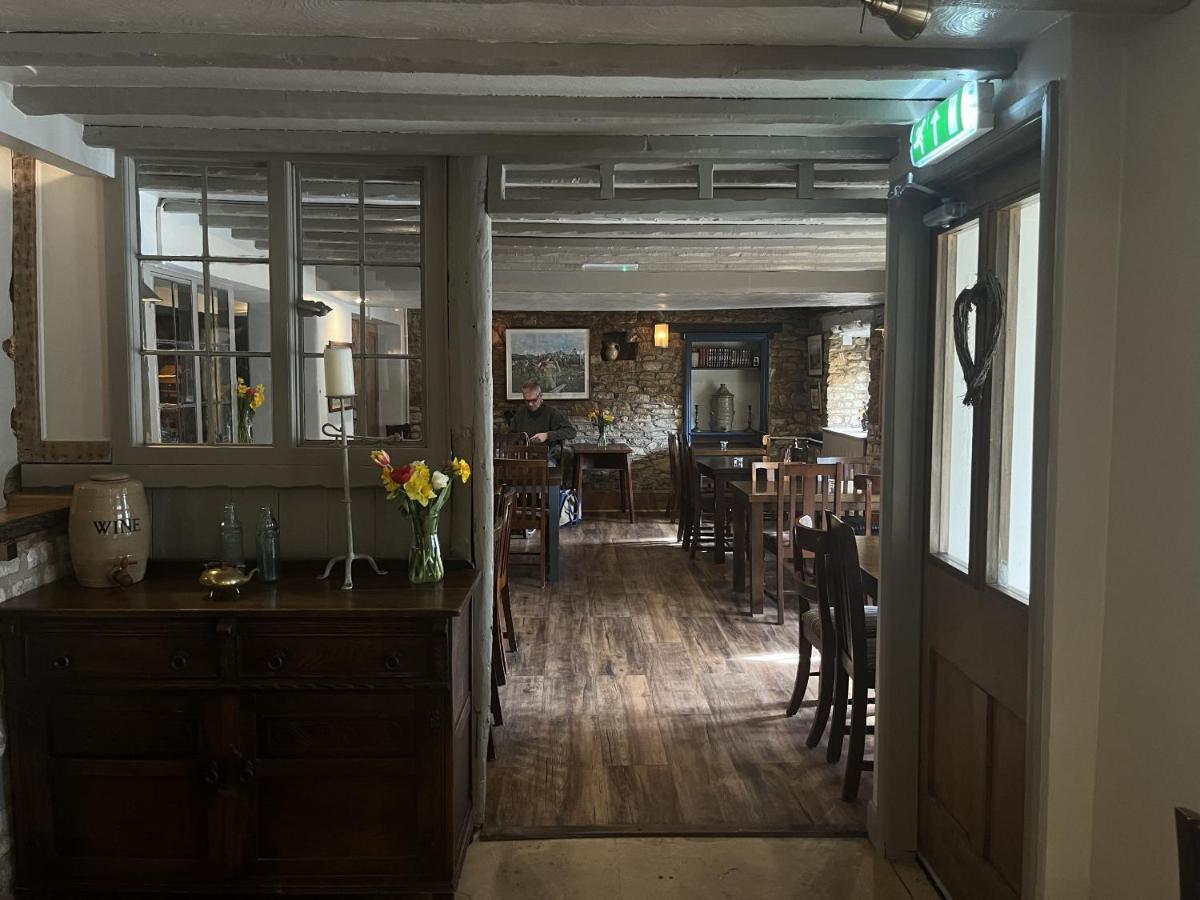 The Talbot Inn Eynsham Екстер'єр фото